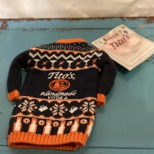 Tito’s Handmade Vodka “Ugly Sweater”Bottle Cover Limited Edition
With Tag